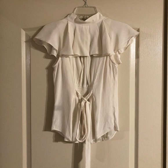 White Stella & Jamie Short Sleeved Blouse - Picture 2 of 2